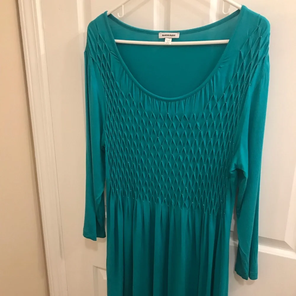 6/$20 Mountain Mamas Teal Dress in Excellent preloved condition, Soft & Cool - Picture 6 of 13